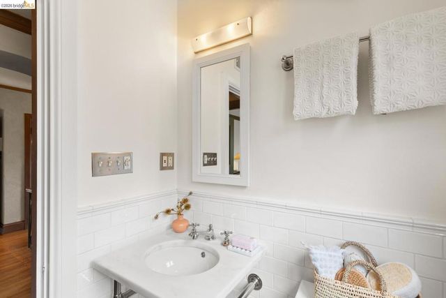 1411 Hawthorne Terr, Berkeley, CA 94708