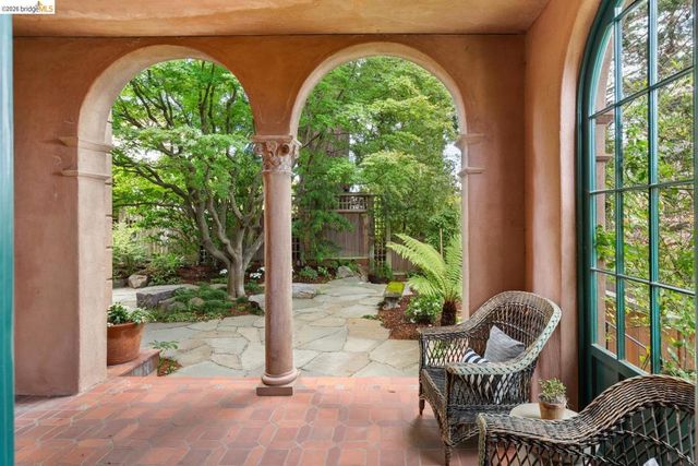 1411 Hawthorne Terr, Berkeley, CA 94708