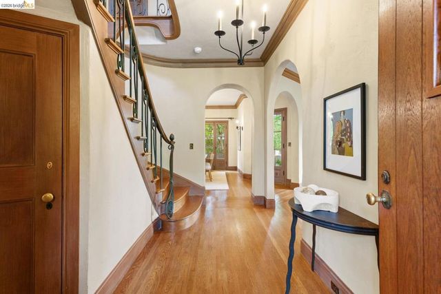 1411 Hawthorne Terr, Berkeley, CA 94708