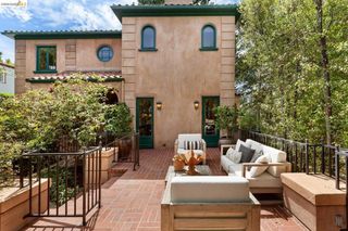 1411 Hawthorne Terr, Berkeley, CA 94708