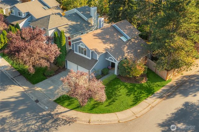 24201 38th Place SE, Sammamish, WA 98029