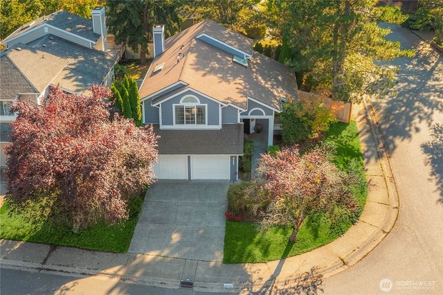 24201 38th Place SE, Sammamish, WA 98029