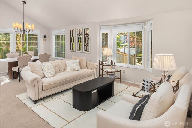 24201 38th Place SE, Sammamish, WA 98029