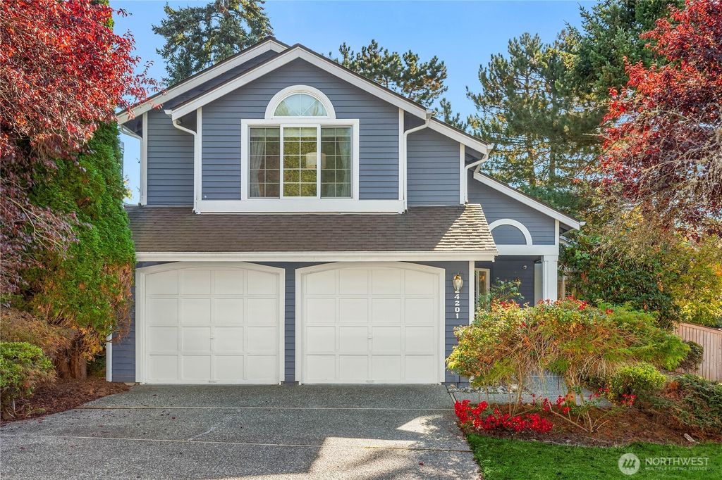 24201 38th Place SE, Sammamish, WA 98029
