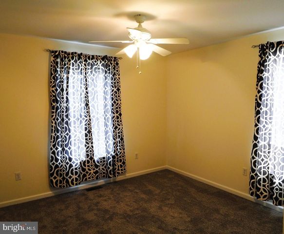 25 JESSE BOYD CIR, Elkton, MD 21921