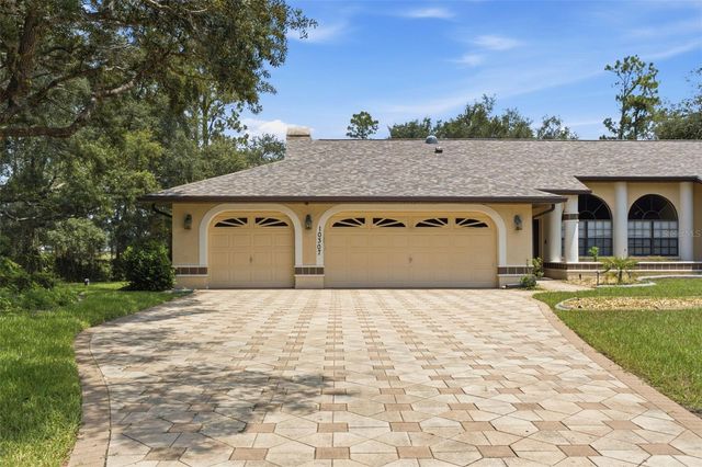 10307 WATERS EDGE COURT, Weeki Wachee, FL 34613