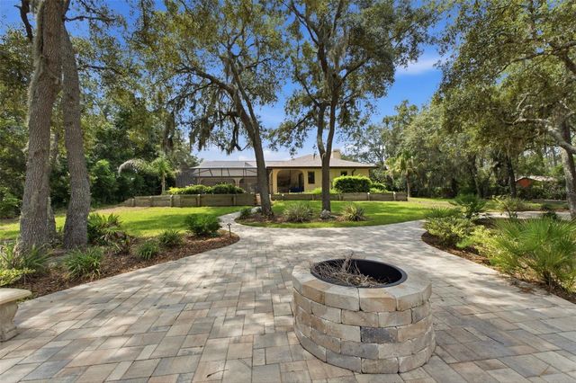 10307 WATERS EDGE COURT, Weeki Wachee, FL 34613