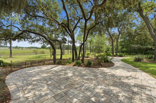 10307 WATERS EDGE COURT, Weeki Wachee, FL 34613