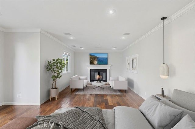 2633 Buckeye Street, Newport Beach, CA 92660