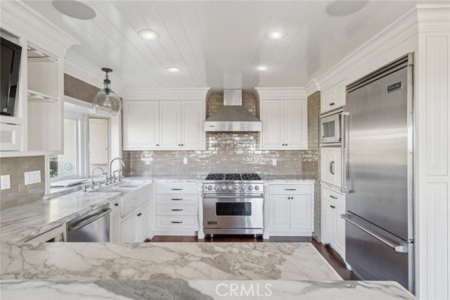 2633 Buckeye Street, Newport Beach, CA 92660