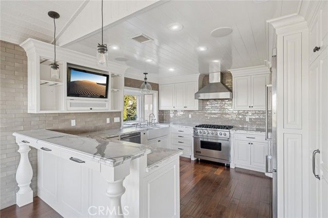 2633 Buckeye Street, Newport Beach, CA 92660