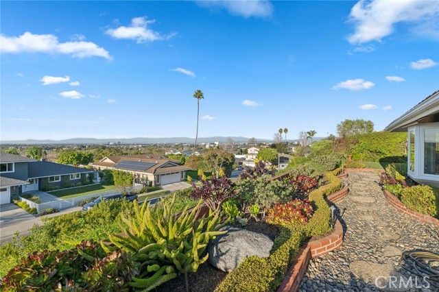2633 Buckeye Street, Newport Beach, CA 92660