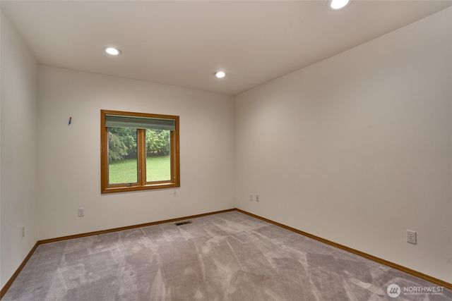 36119 249th Avenue SE, Enumclaw, WA 98022