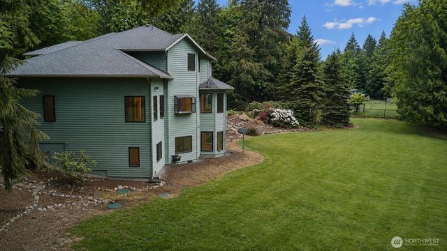 36119 249th Avenue SE, Enumclaw, WA 98022