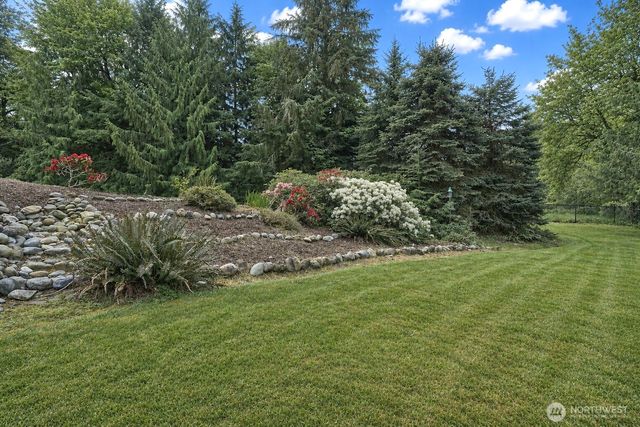36119 249th Avenue SE, Enumclaw, WA 98022