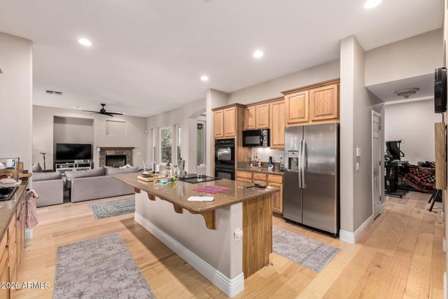 2886 E WASHINGTON Avenue, Gilbert, AZ 85234