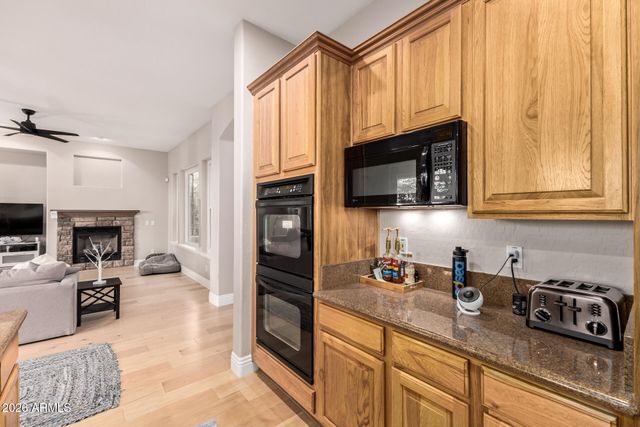 2886 E WASHINGTON Avenue, Gilbert, AZ 85234