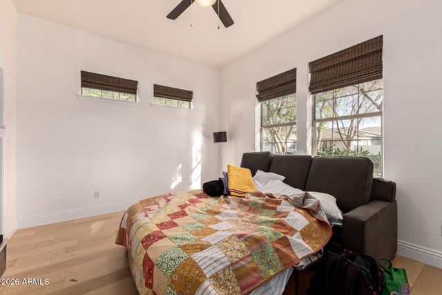 2886 E WASHINGTON Avenue, Gilbert, AZ 85234