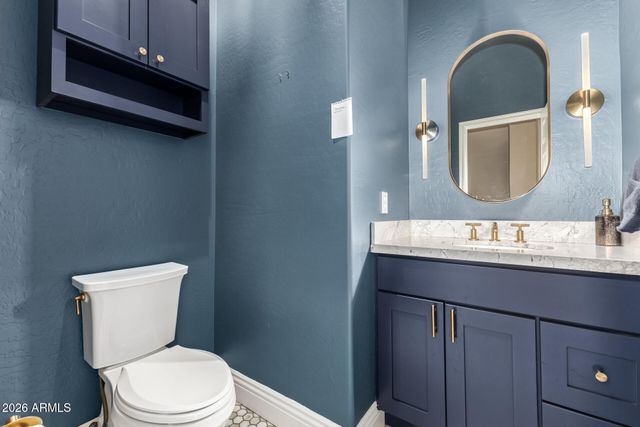 2886 E WASHINGTON Avenue, Gilbert, AZ 85234