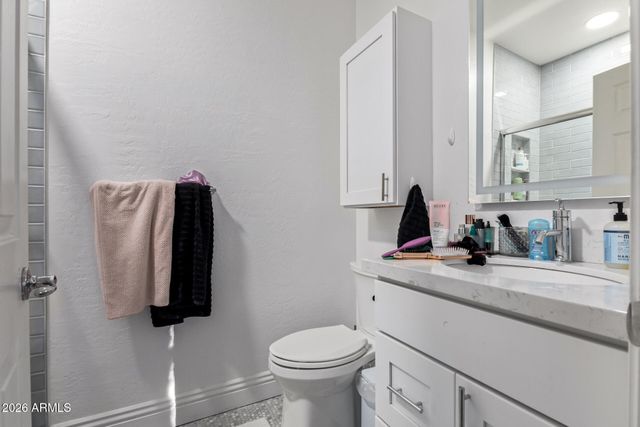 2886 E WASHINGTON Avenue, Gilbert, AZ 85234