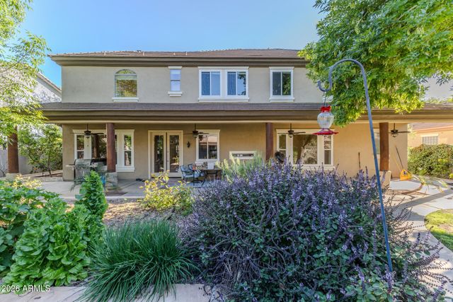 2886 E WASHINGTON Avenue, Gilbert, AZ 85234