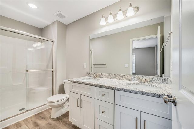 504 Pine Drive, Odessa, MO 64076