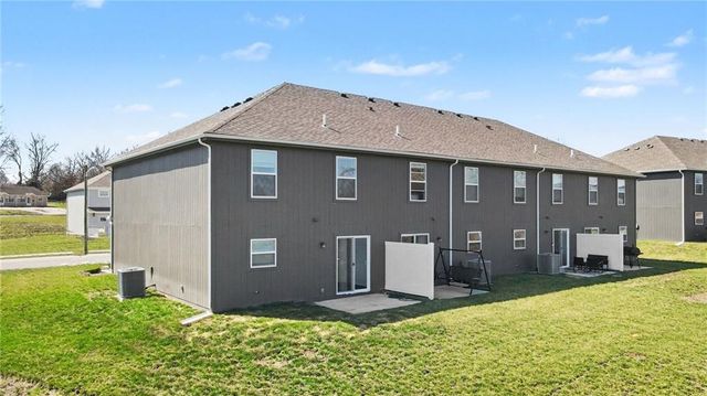 504 Pine Drive, Odessa, MO 64076