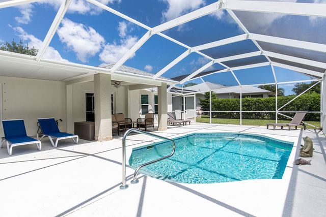 3673 2nd Place SW, Vero Beach, FL 32968