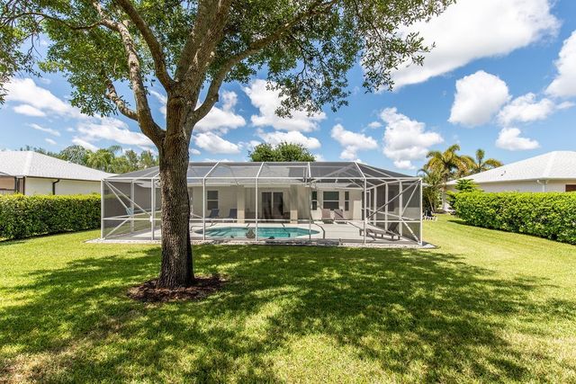 3673 2nd Place SW, Vero Beach, FL 32968