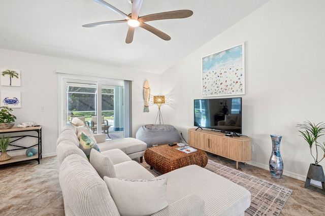 3673 2nd Place SW, Vero Beach, FL 32968