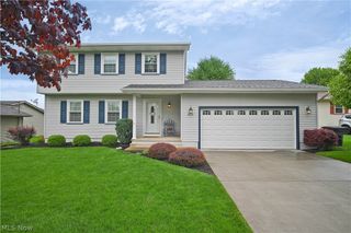 5618 London Drive, Austintown, OH 44515