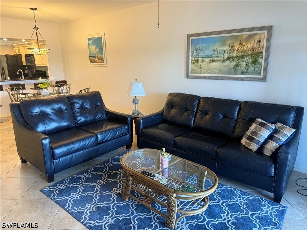13070 Amberley CT 902, Bonita Springs, FL 34135