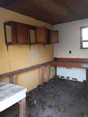 4530 N Sunnyside Street, Terre Haute, IN 47805