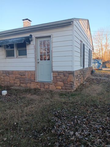 4530 N Sunnyside Street, Terre Haute, IN 47805