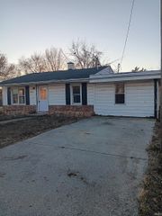 4530 N Sunnyside Street, Terre Haute, IN 47805