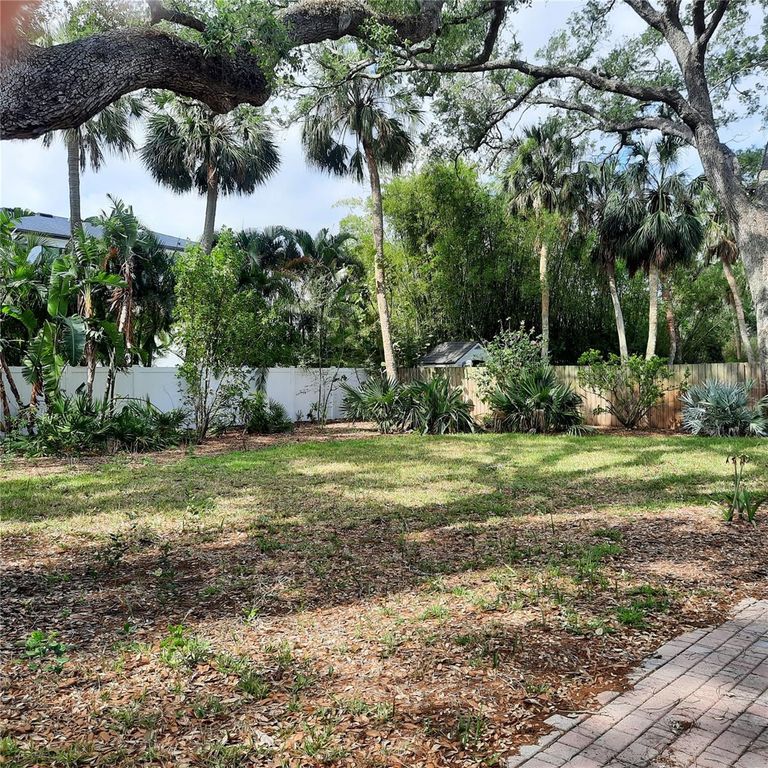 Image 1 of property listing at 4806 W SAN JOSE STREET, Tampa, FL 33629