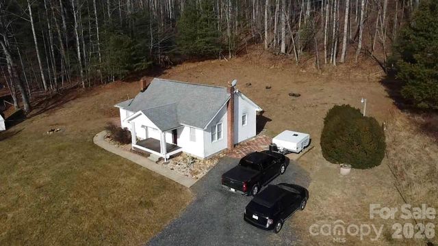 212 Old Dale Road, Spruce Pine, NC 28777