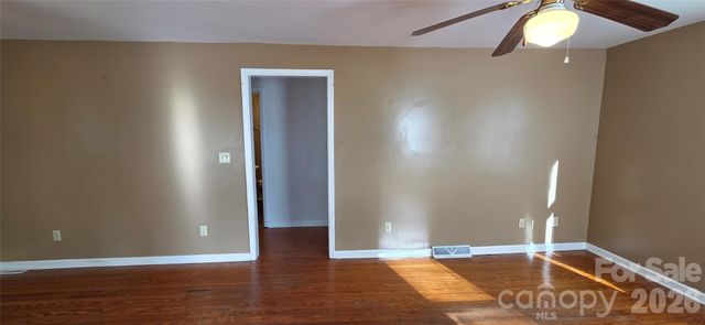 212 Old Dale Road, Spruce Pine, NC 28777