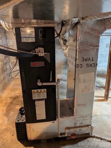 212 Old Dale Road, Spruce Pine, NC 28777