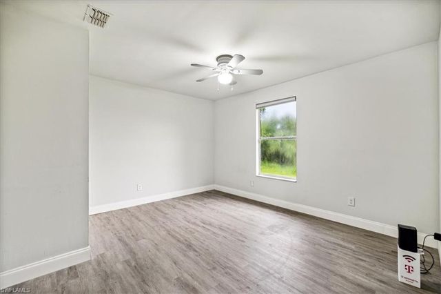 2701 SW 8th CT, Cape Coral, FL 33914