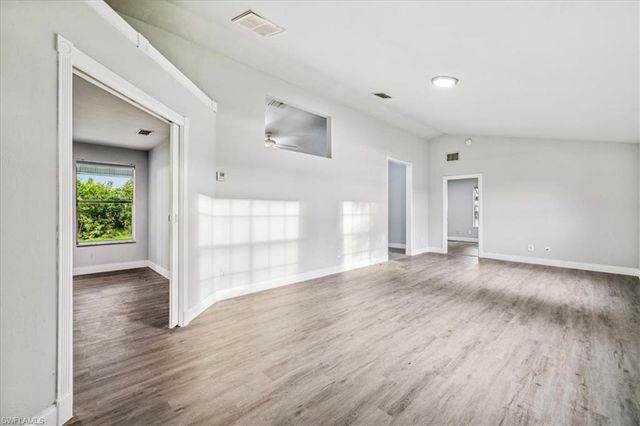 2701 SW 8th CT, Cape Coral, FL 33914