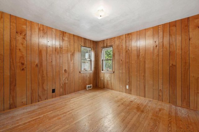 3876 E Morris AVENUE, Cudahy, WI 53110