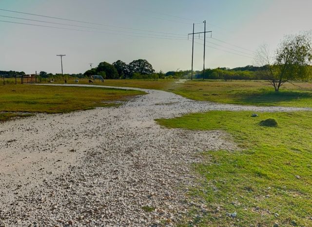 751 Hcr 1321, Hillsboro, TX 76645