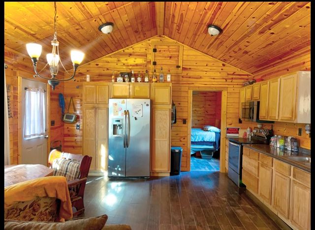 751 Hcr 1321, Hillsboro, TX 76645