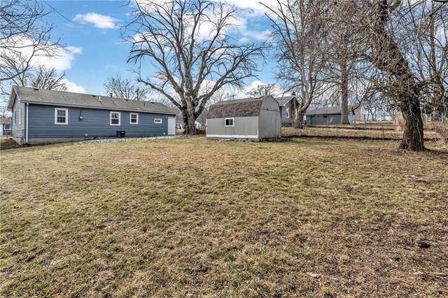 5300 NE 62nd Street, Kansas City, MO 64119