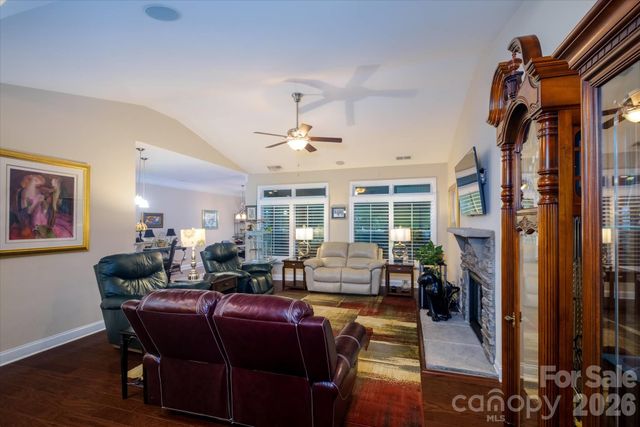 4804 Star Hill Lane, Charlotte, NC 28214