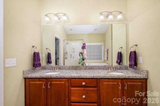 4804 Star Hill Lane, Charlotte, NC 28214