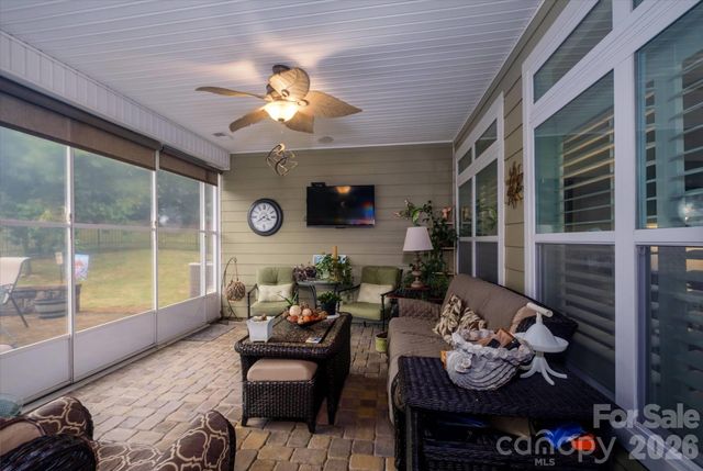 4804 Star Hill Lane, Charlotte, NC 28214