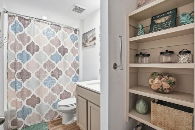 1022 Curly Angora Court, Rosharon, TX 77583