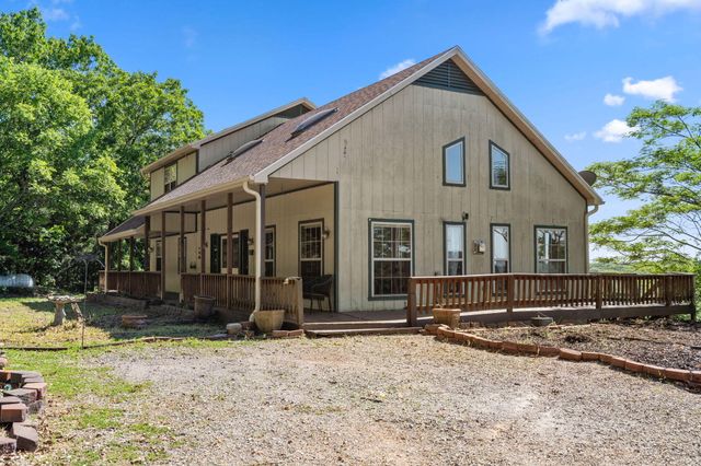 1052 Broken Arrow Estates Road, Lampe, MO 65681